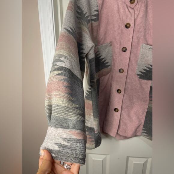 Ee: Some Pink Corduroy Southwestern Oversized Aztec Rodeo Shacket size Small - Picture 3 of 7